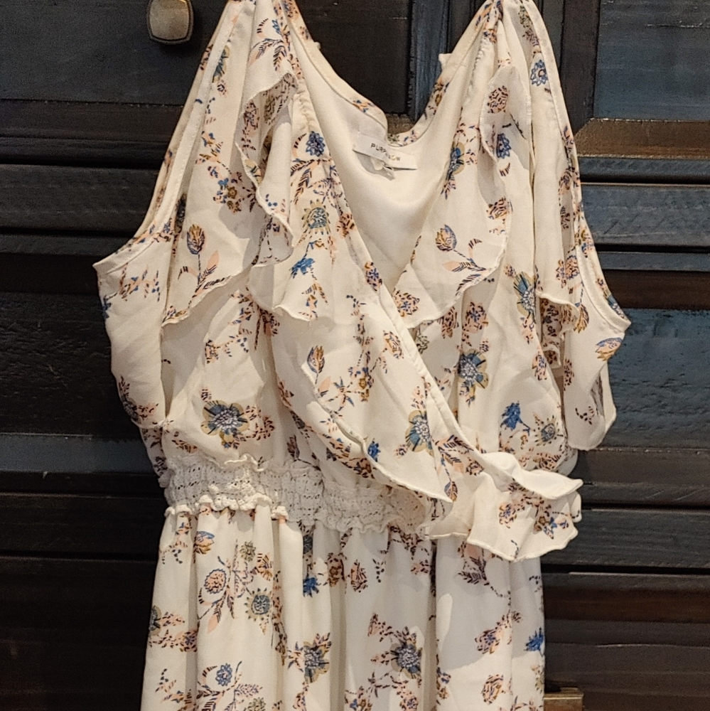 3x cold shoulder ruffle dress